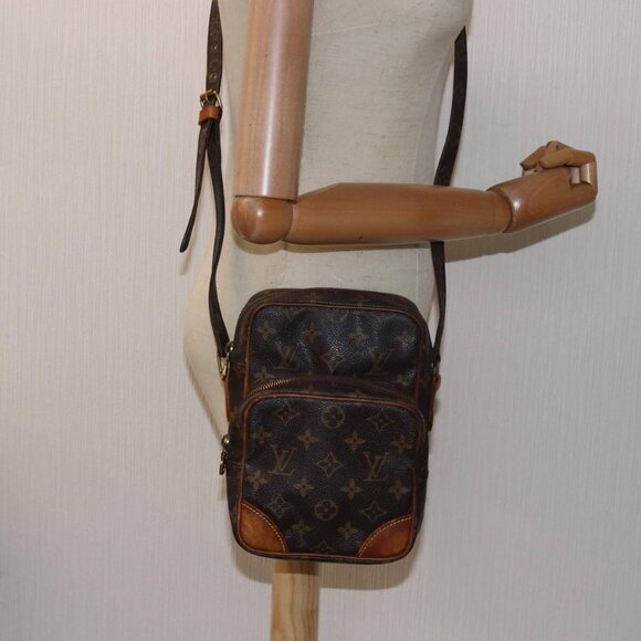 LOUIS VUITTON Monogram Amazon Shoulder Bag - Picture 14 of 16